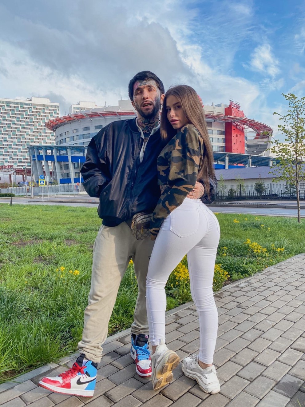 Слив илоны 2дротс