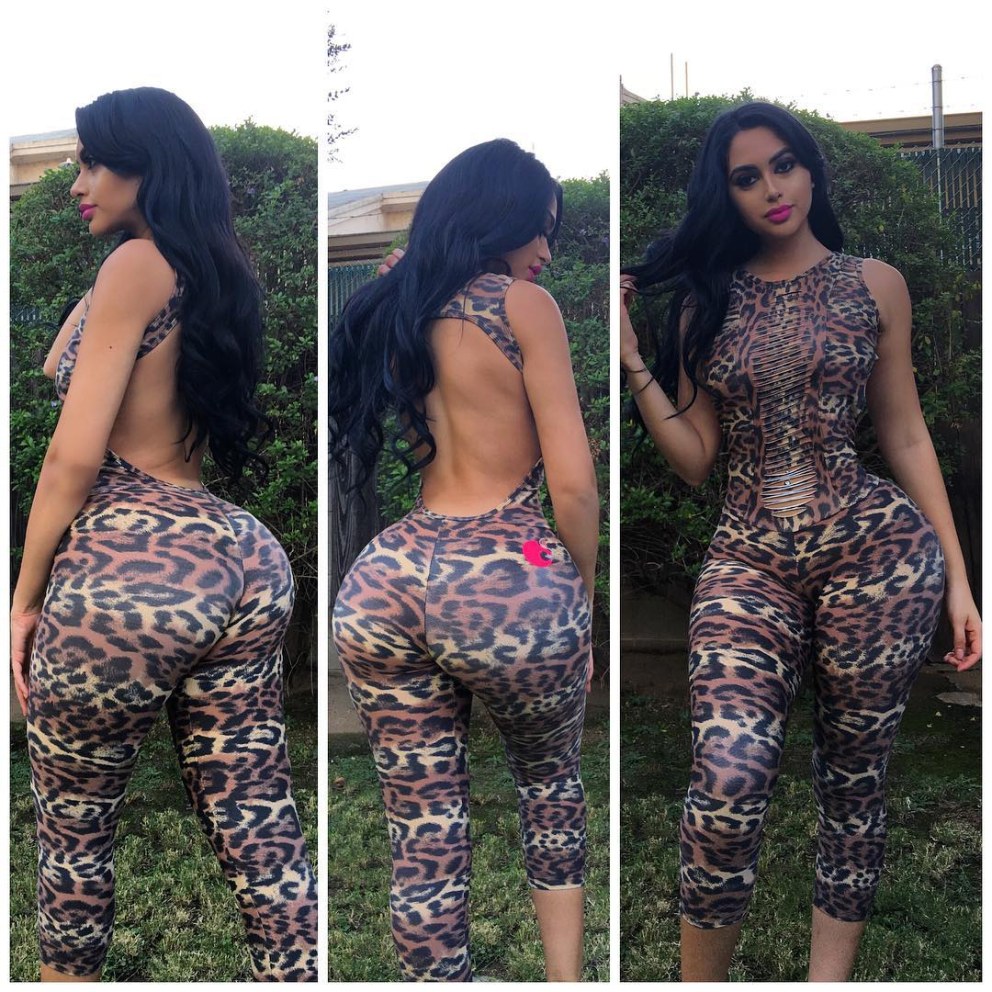 Jailyne Ojeda в платье