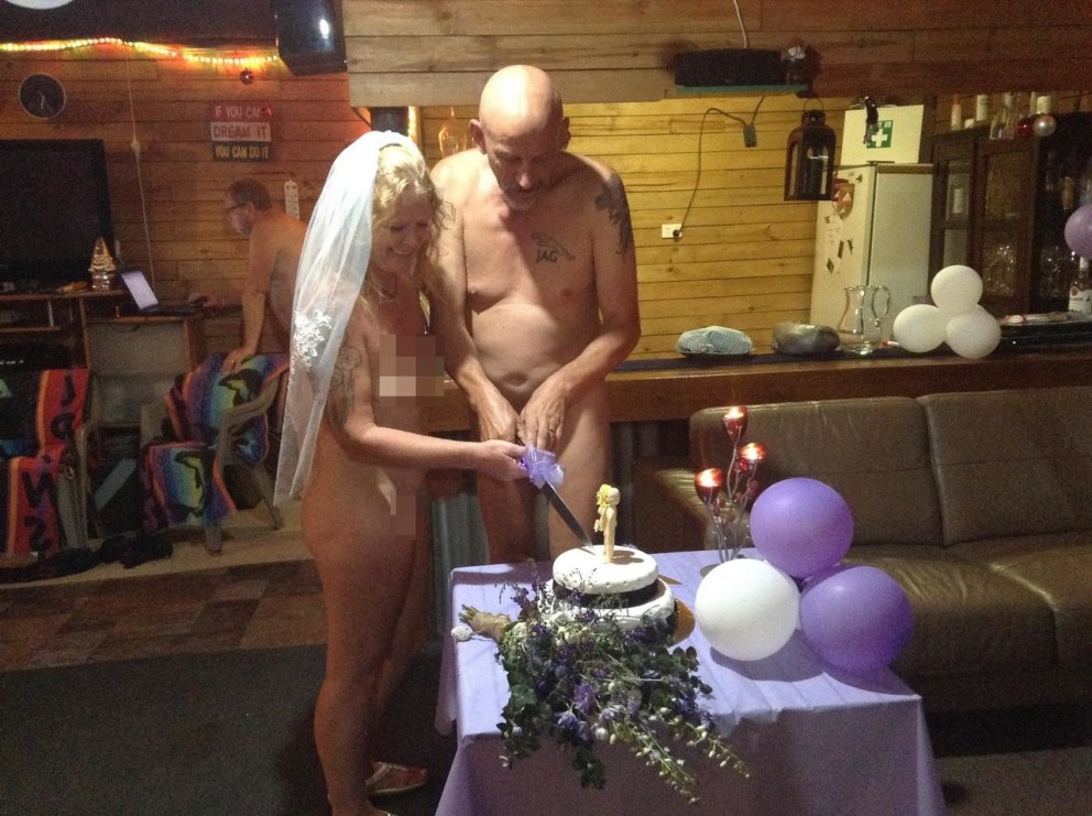 Нудистские свадьбы голышом
