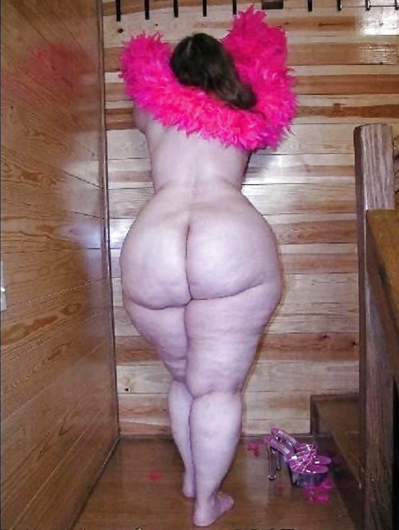 Большие целлюлитные задницы