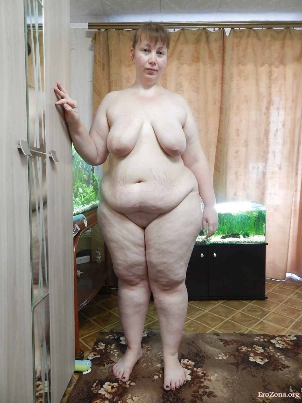 Голая толстушка Марина