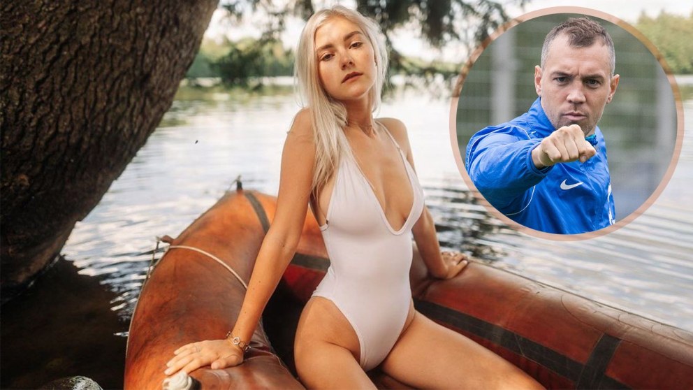 Xxx ева ельфи анальные игрушки