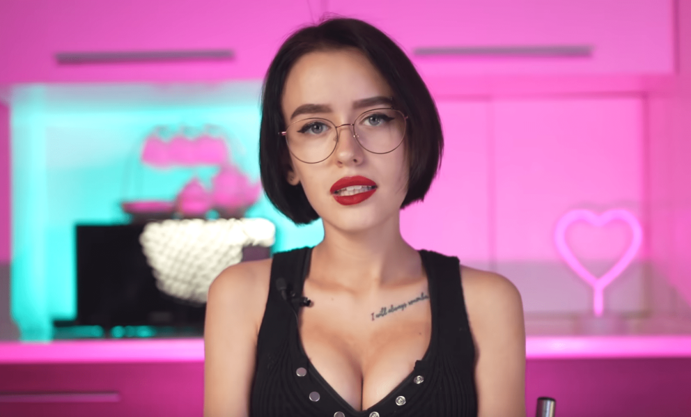 Adolfxnika онлифанс