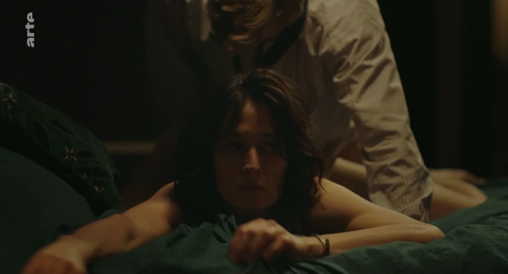 Скандалистка Клер / Claire, la scandaleuse 2014