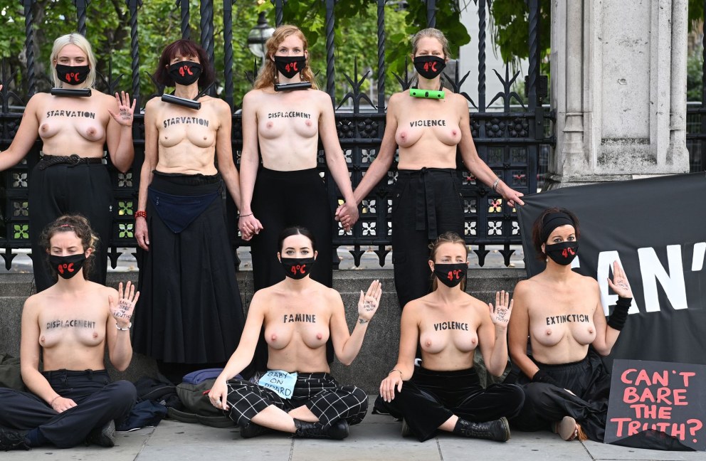 Протест Сисек в Германии
