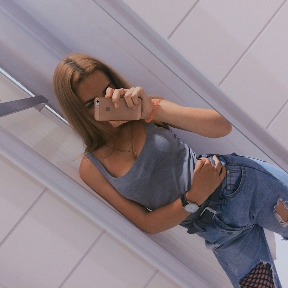 Юля гаврилина