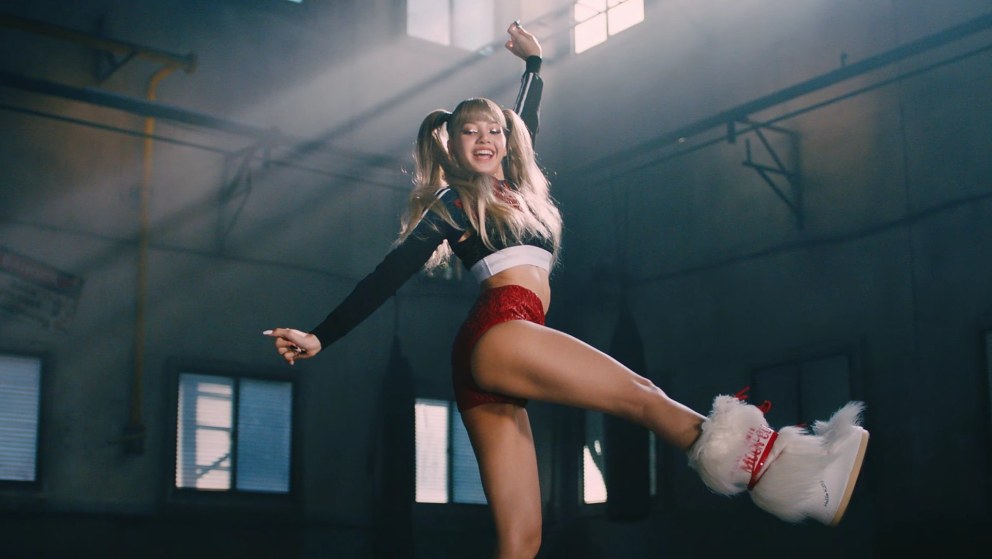 Lisa певица money