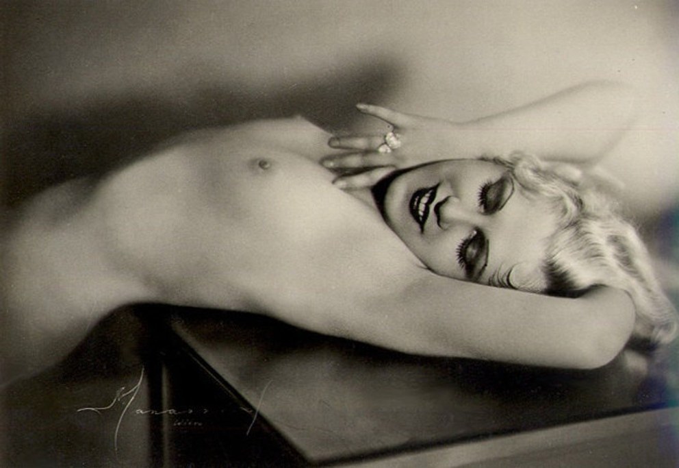 Nude actresses photographed by William Mortensen