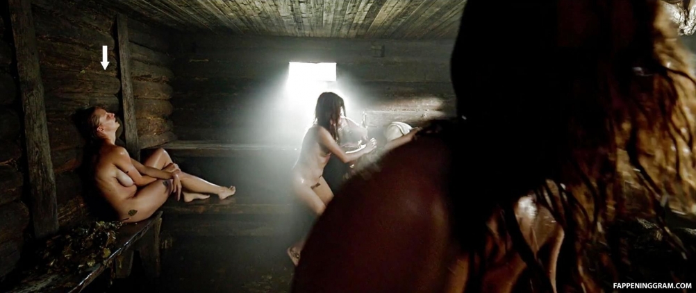 Екатерина Вилкова а зори здесь тихие... (2015) Nude