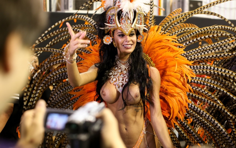 Renata Frisson Carnival
