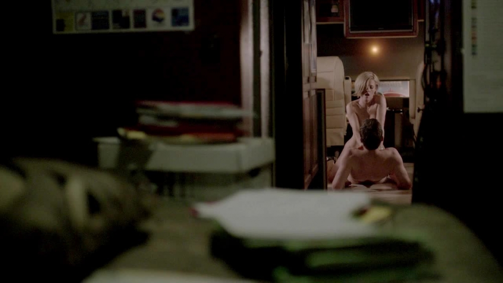 Kathleen Robertson is Brain Dead for big Black dick