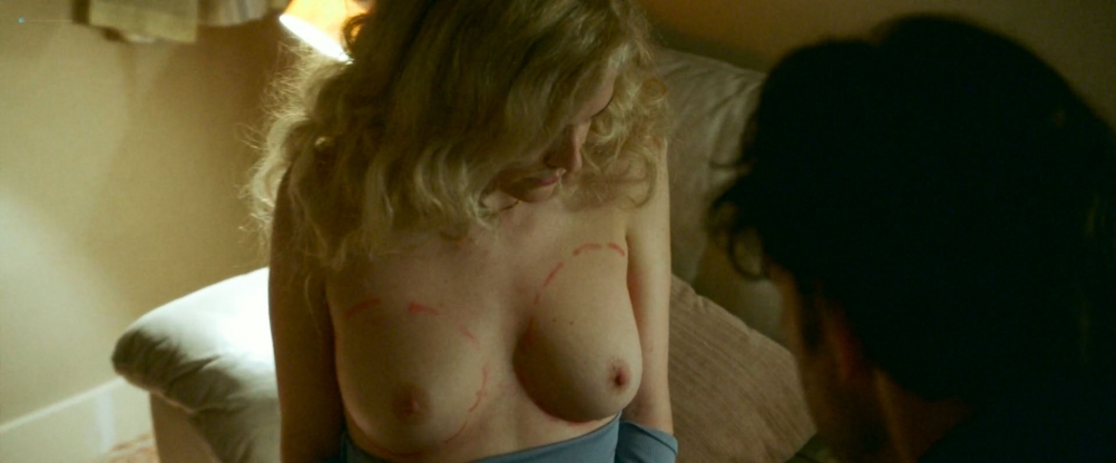 Райли Кио Riley Keough голая