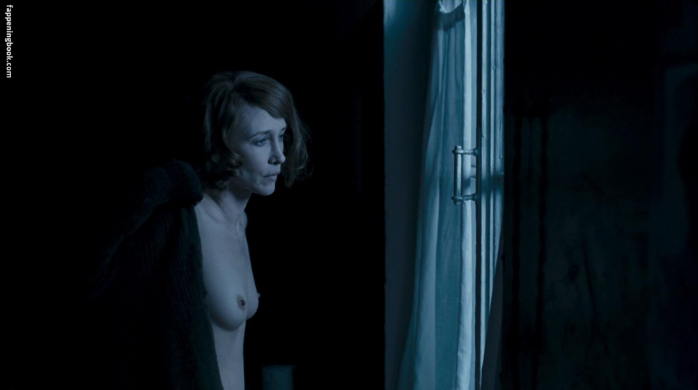 Вера Фармига в молодости nude
