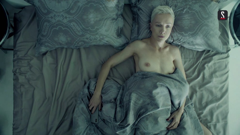 Голая Дарья Мороз в сериале «содержанки»