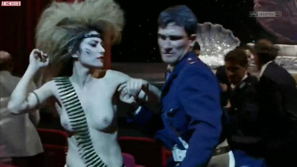 Антонелла Коста вагина