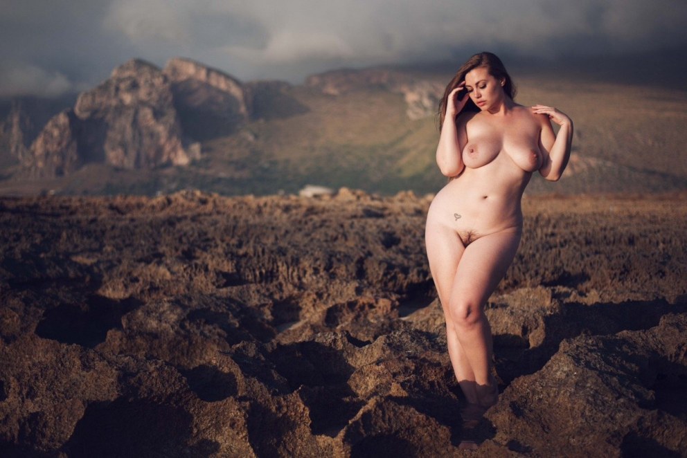 Виктория Джанашвили модель плюс сайз nude