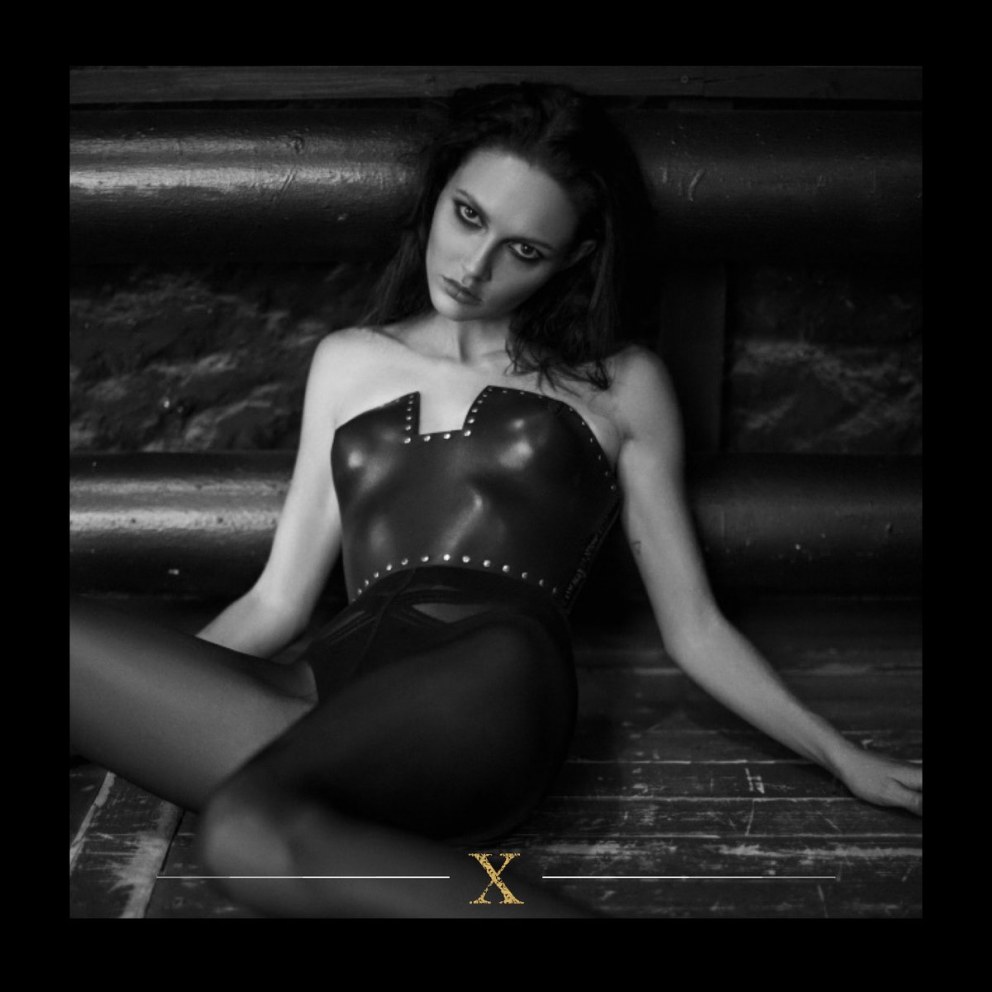 SEREBRO Полина фаворская ню