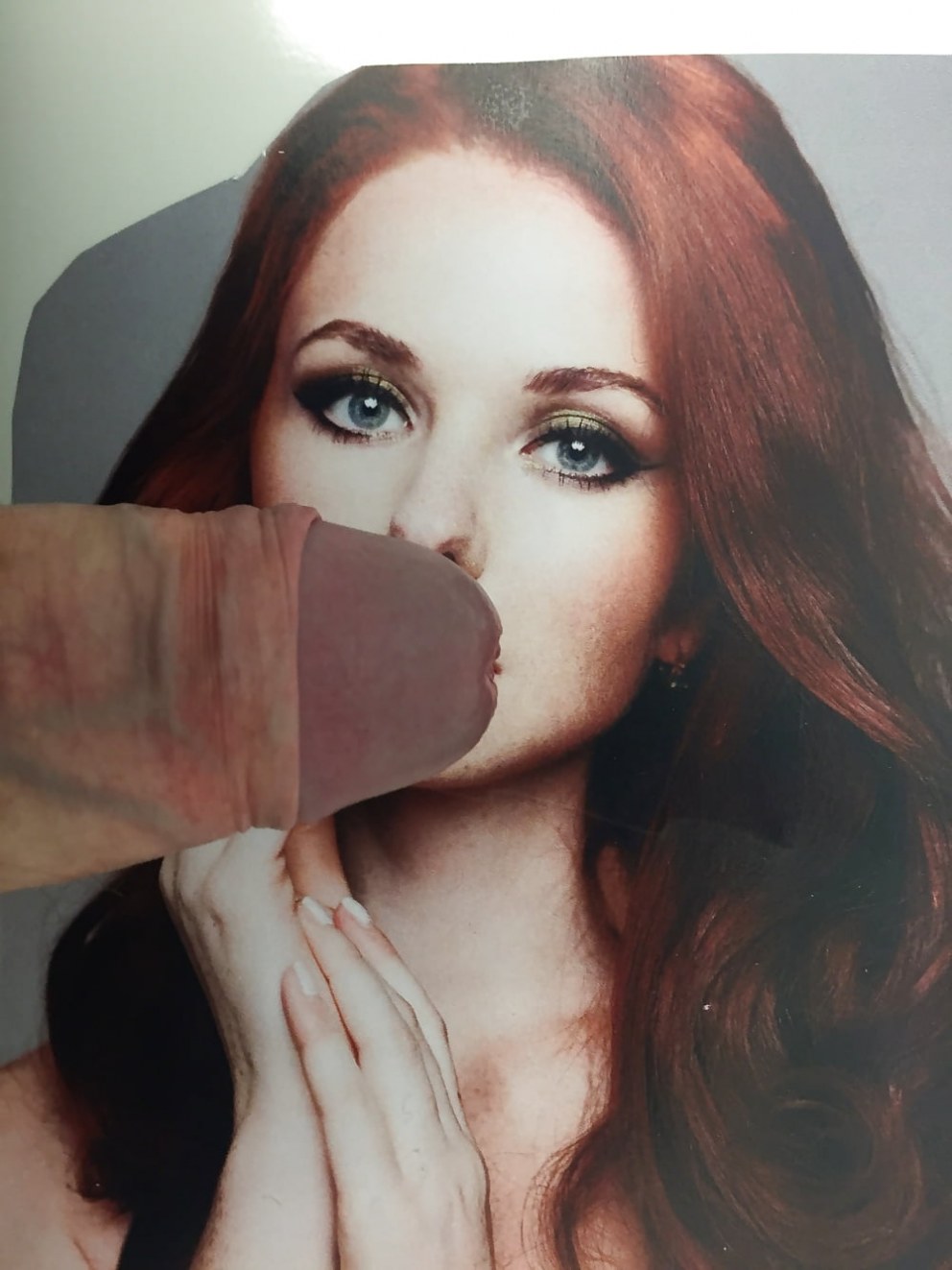 Лена Катина отсасывает