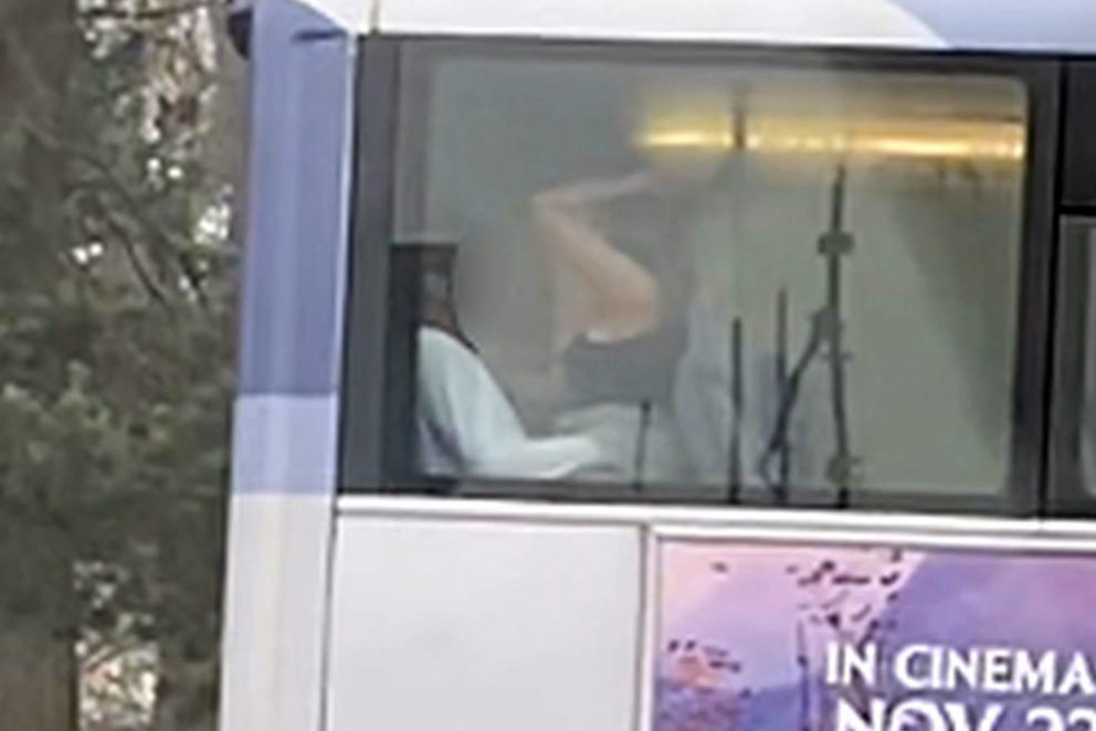 Легинсы в автобусе