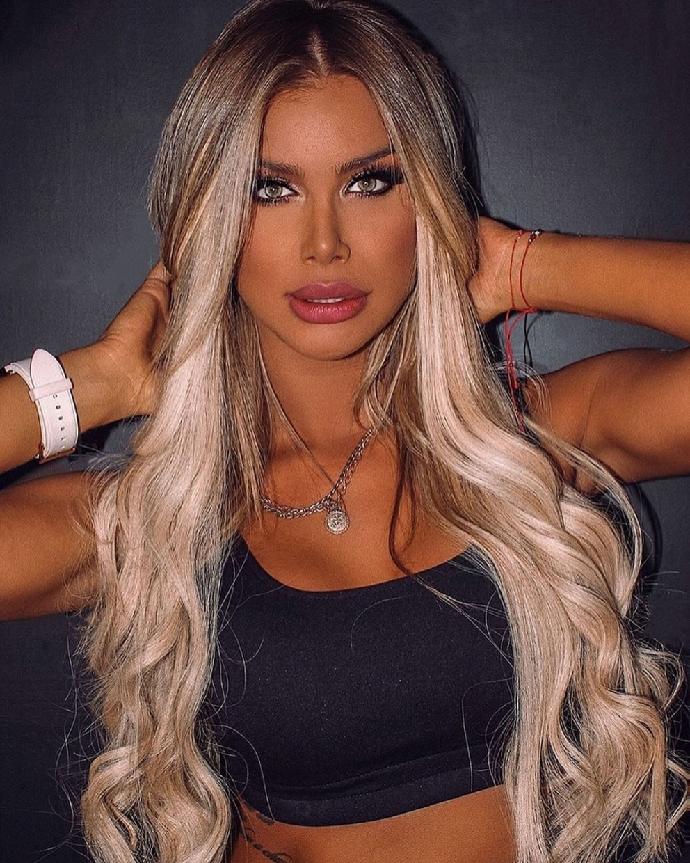 Martina Nikolic maca