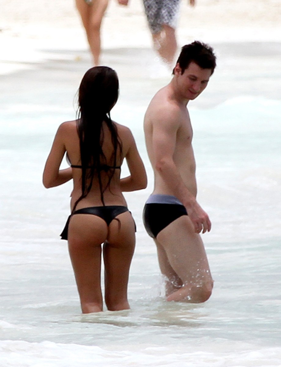 Секс жена Месси (53 фото)