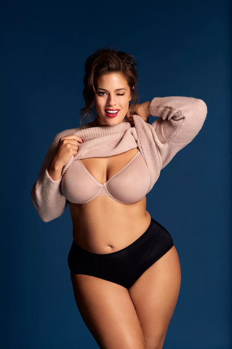 Модель деми Роуз (Demi Rose