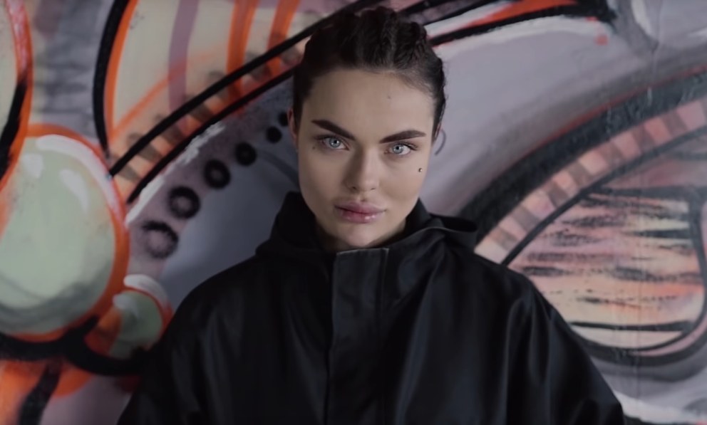 Zusje Камила смогулецкая