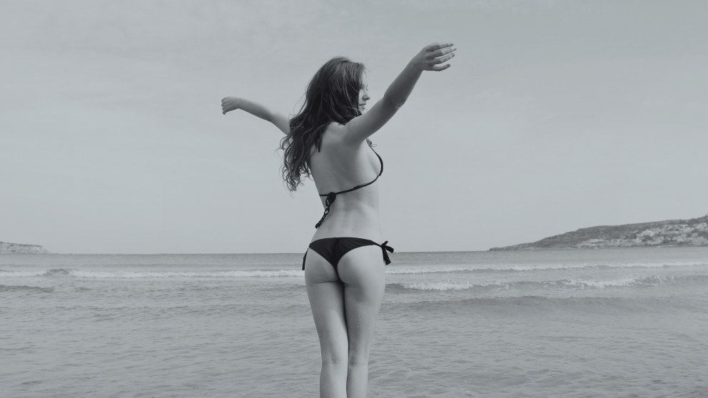 Позы для интимной фотосъемки в зеркало